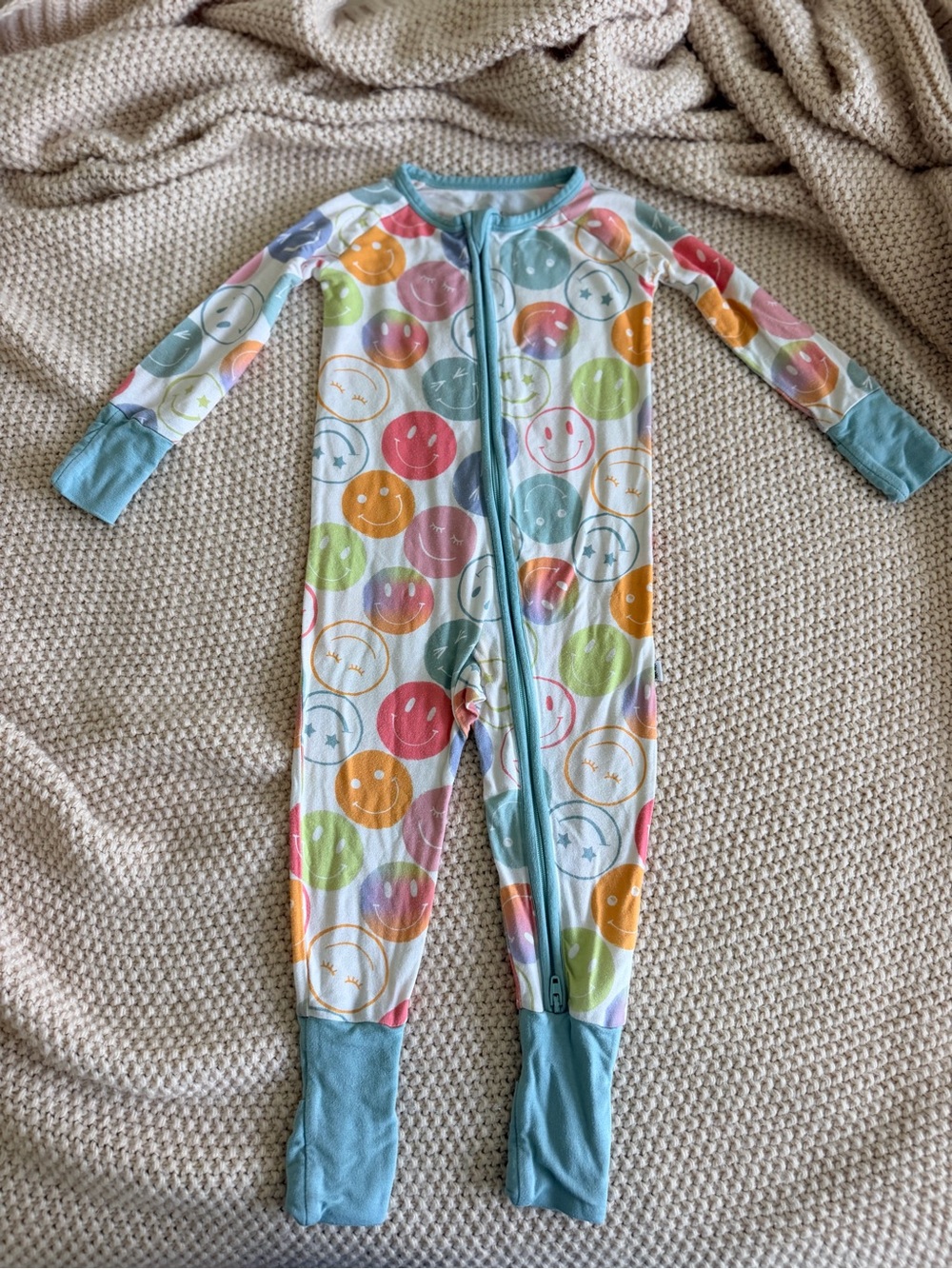 😊 Little Sleepies Smiley Zippy | 6–12M | EUC